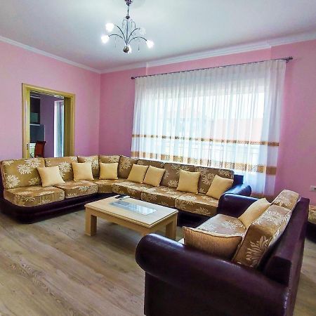 Cheerful 2 Bedroom Villa With Free Parking. Gjirokaster Luaran gambar
