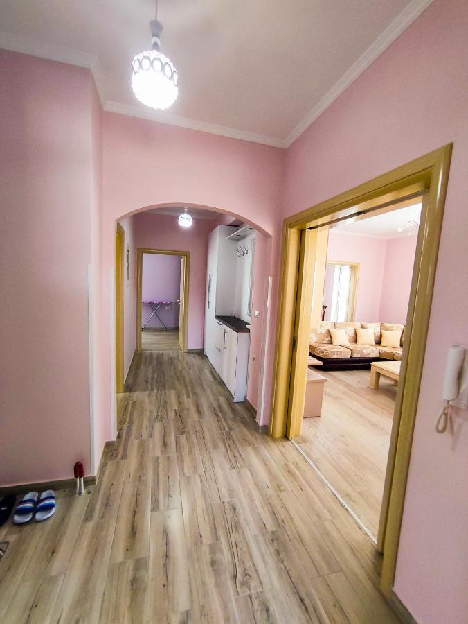 Cheerful 2 Bedroom Villa With Free Parking. Gjirokaster Luaran gambar